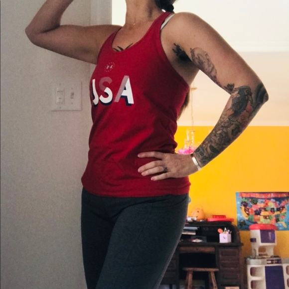 Meet your Posher, Danielle - Picture 6 of 7